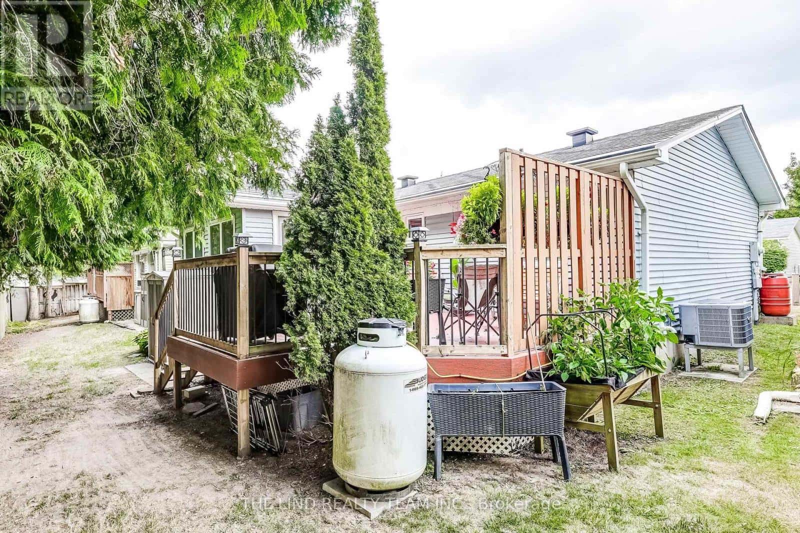 272 JEFF SMITH COURT — Newmarket (Gorham-College Manor), Ontario - Photo 3 of 33