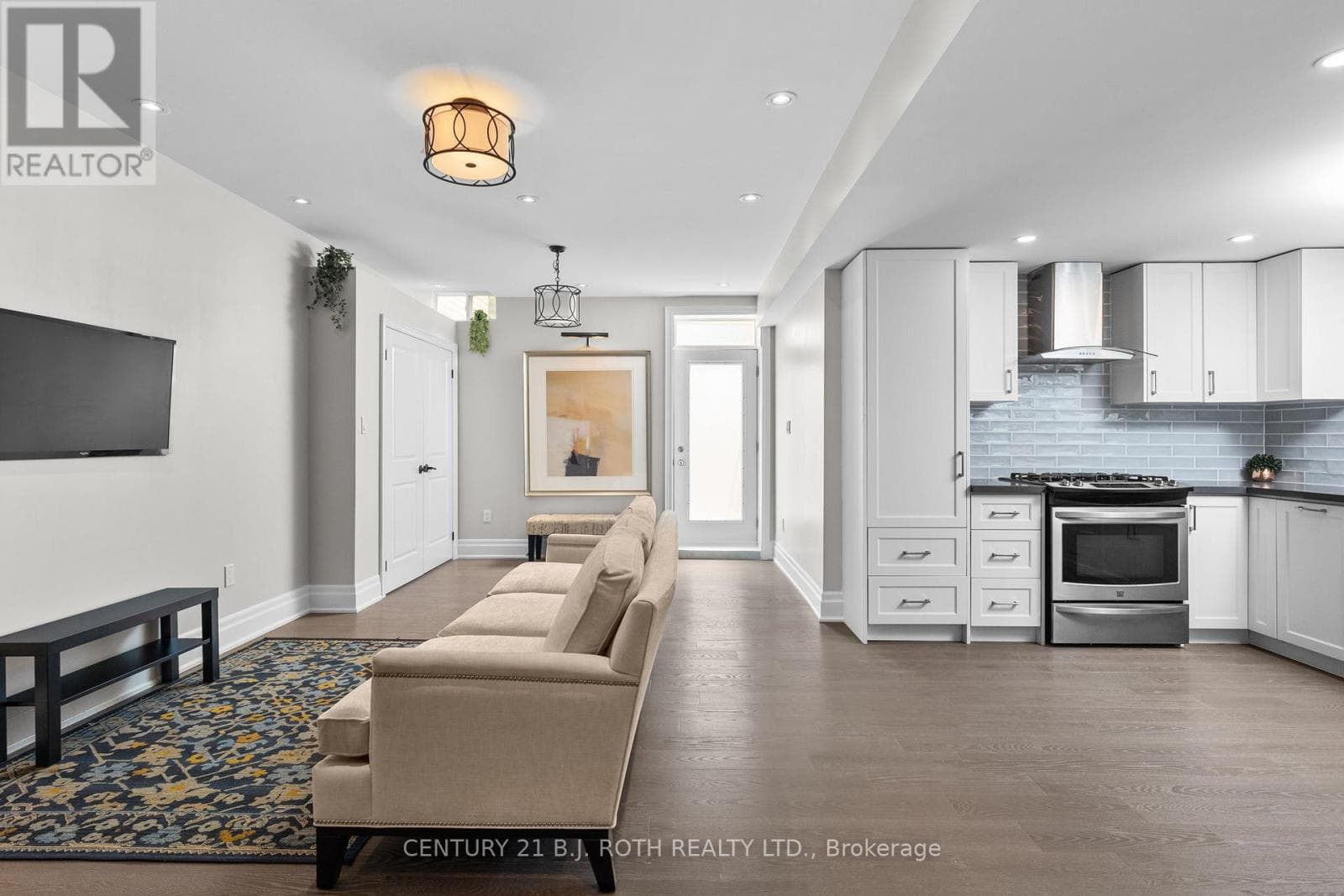 3 CAMERON STREET — Springwater (Centre Vespra), Ontario - Main photo