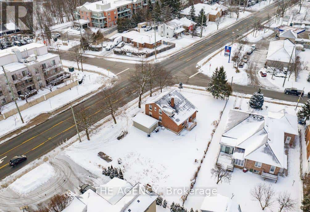 8372 ISLINGTON AVENUE — Vaughan (Islington Woods), Ontario - Photo 5 of 6