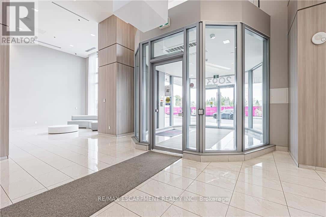 2001 - 2093 FAIRVIEW STREET — Burlington (Freeman), Ontario - Photo 3 of 43