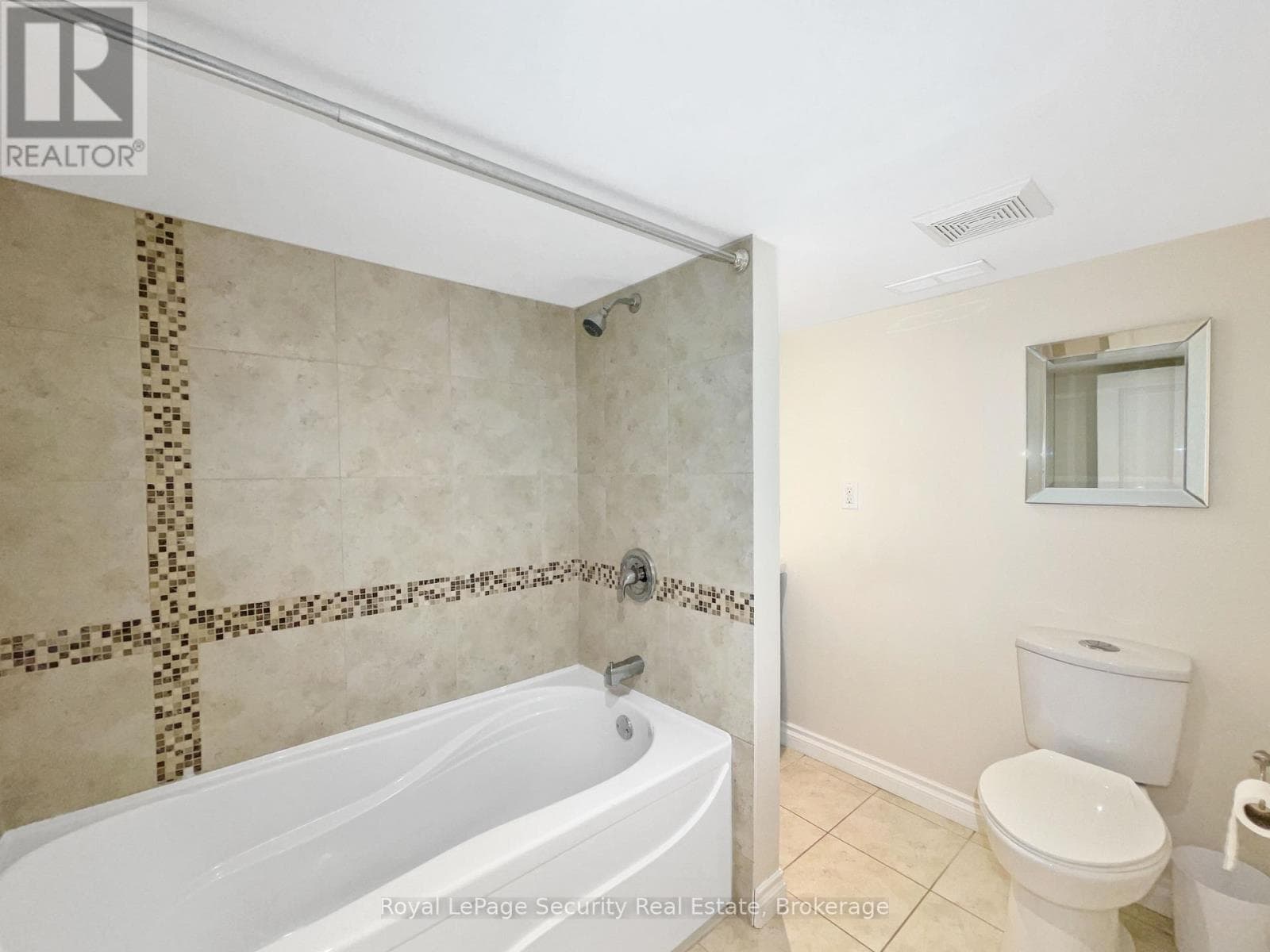 LOWER - 29 MORLAND ROAD — Toronto (Runnymede-Bloor West Village), Ontario - Main photo