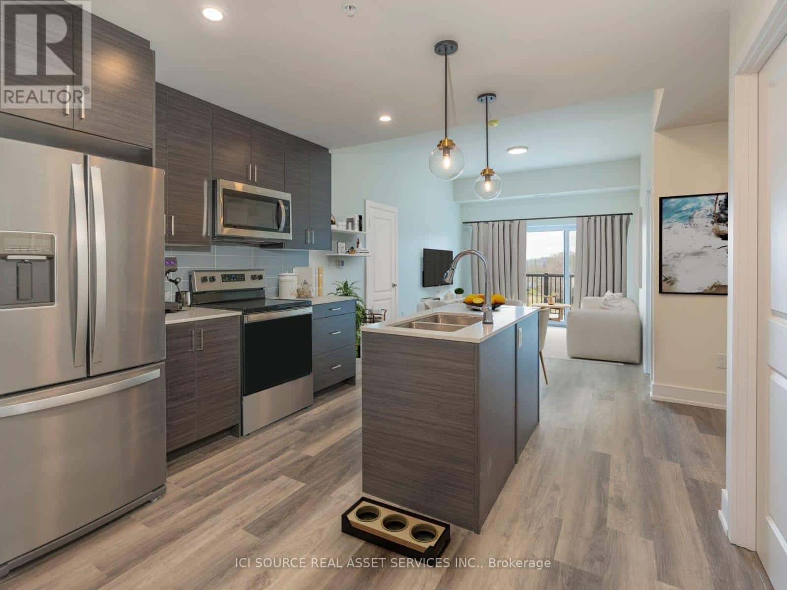 413 - 121 MARY STREET — Clearview (Creemore), Ontario - Photo 4 of 6