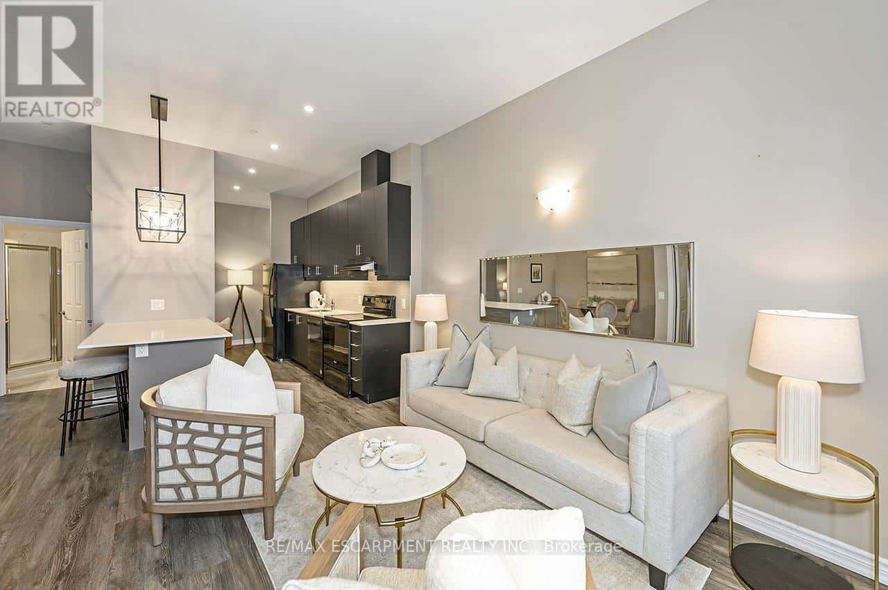 1101 - 716 MAIN STREET E — Milton (TM Timberlea), Ontario - Photo 2 of 29