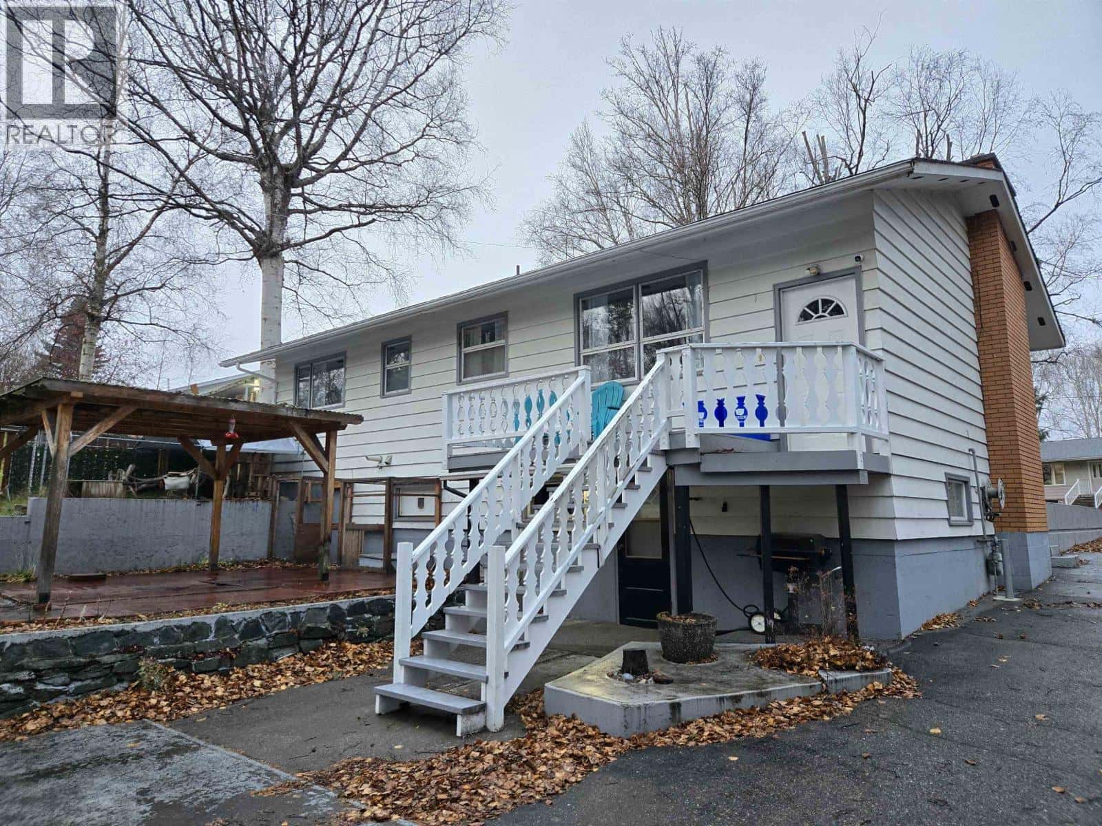 2653 STARLANE DRIVE — Prince George, British Columbia - Photo 2 of 37