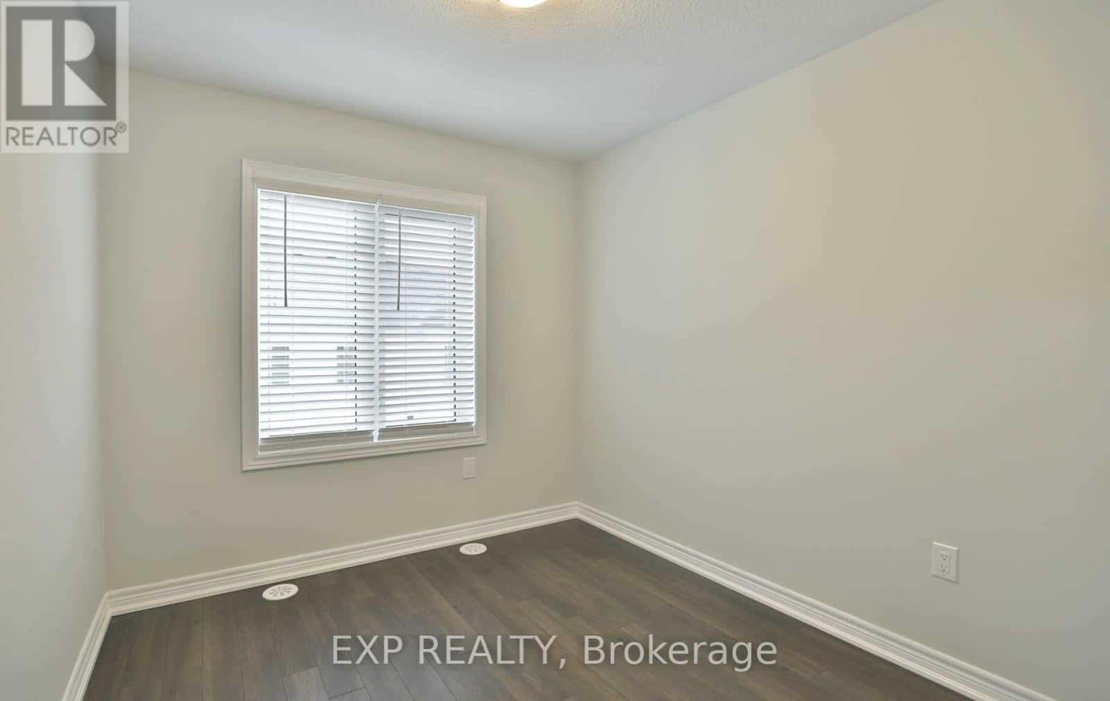 32 RAPIDS LANE — Hamilton (Vincent), Ontario - Photo 4 of 27