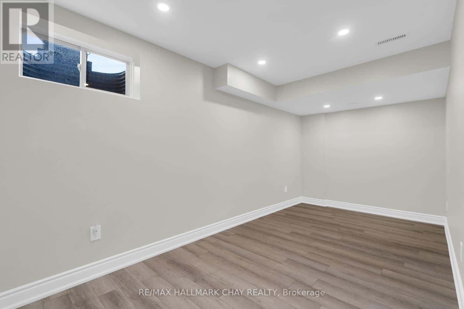 46 CLIFFORD CRESCENT — New Tecumseth (Tottenham), Ontario - Photo 5 of 42