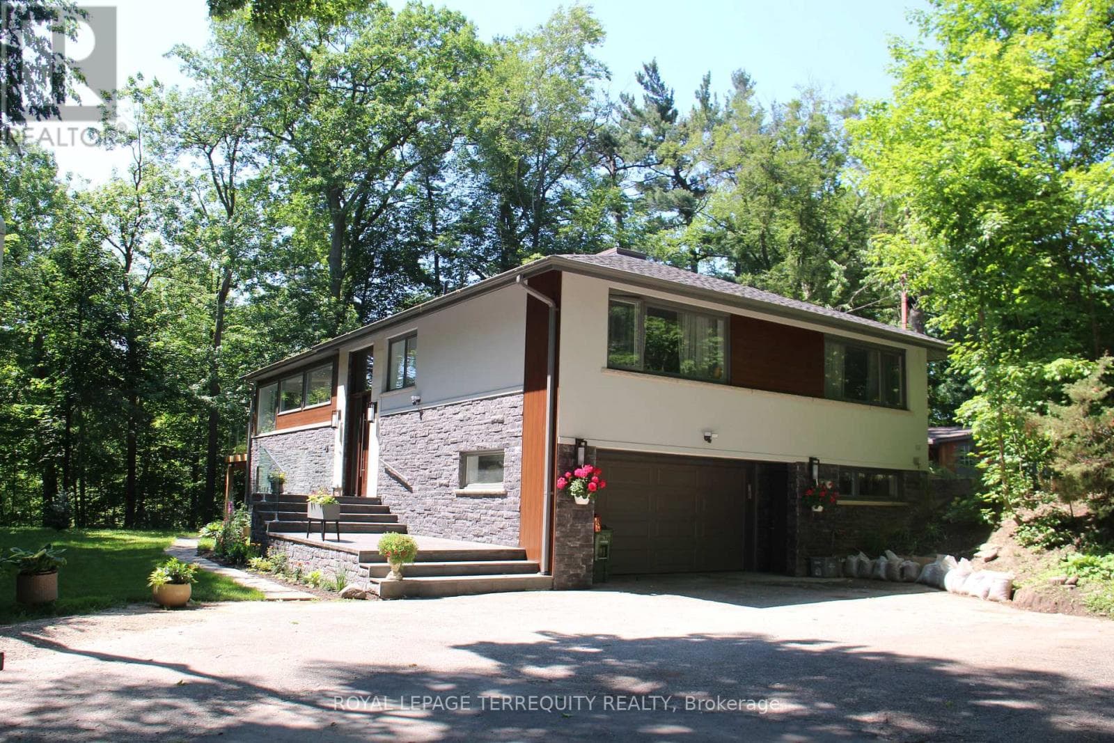 MAIN - 59 LEGGETT AVENUE — Toronto (Humber Heights), Ontario - Main photo