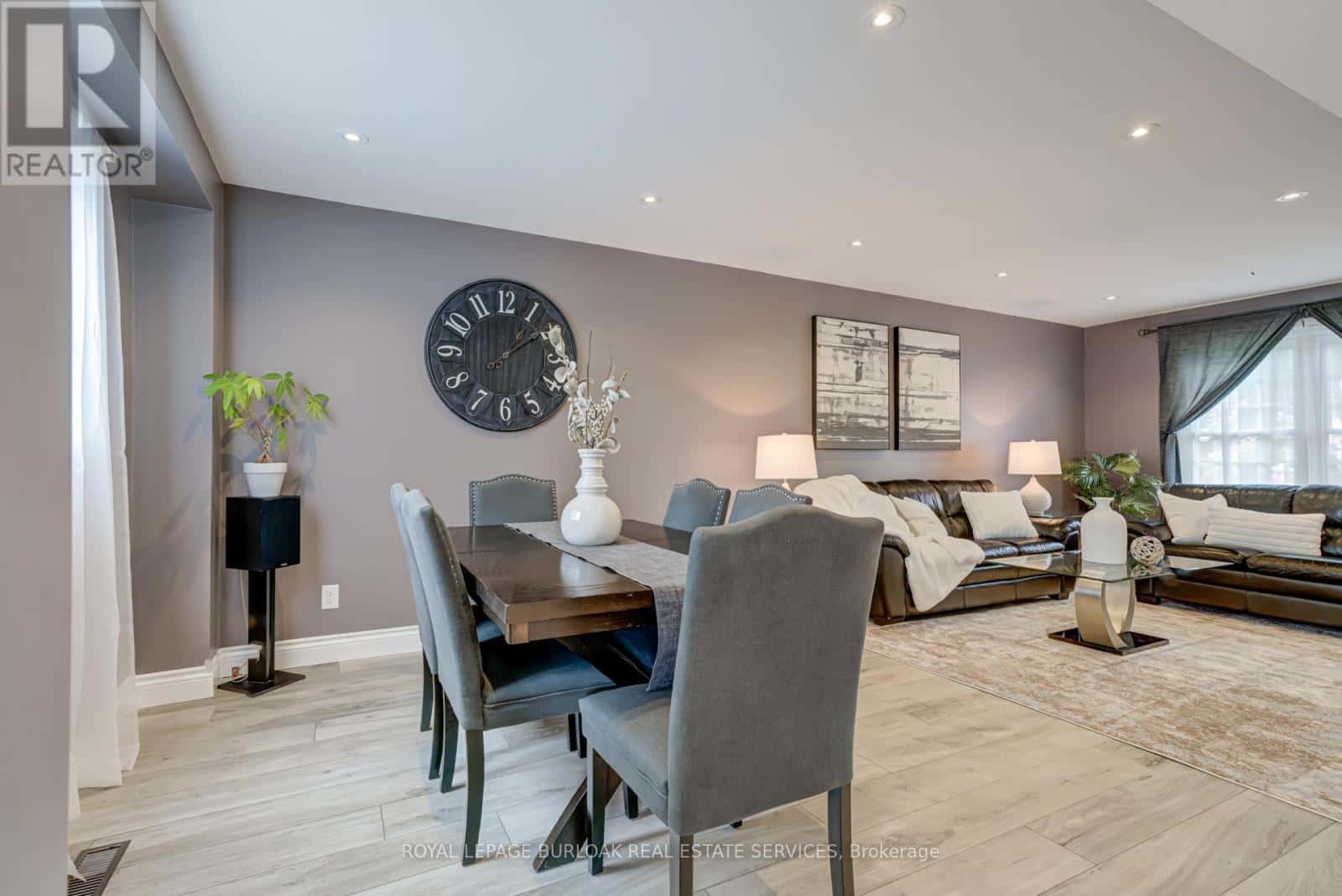 2055 HUNTERS WOOD DRIVE — Burlington (Headon), Ontario - Photo 3 of 47