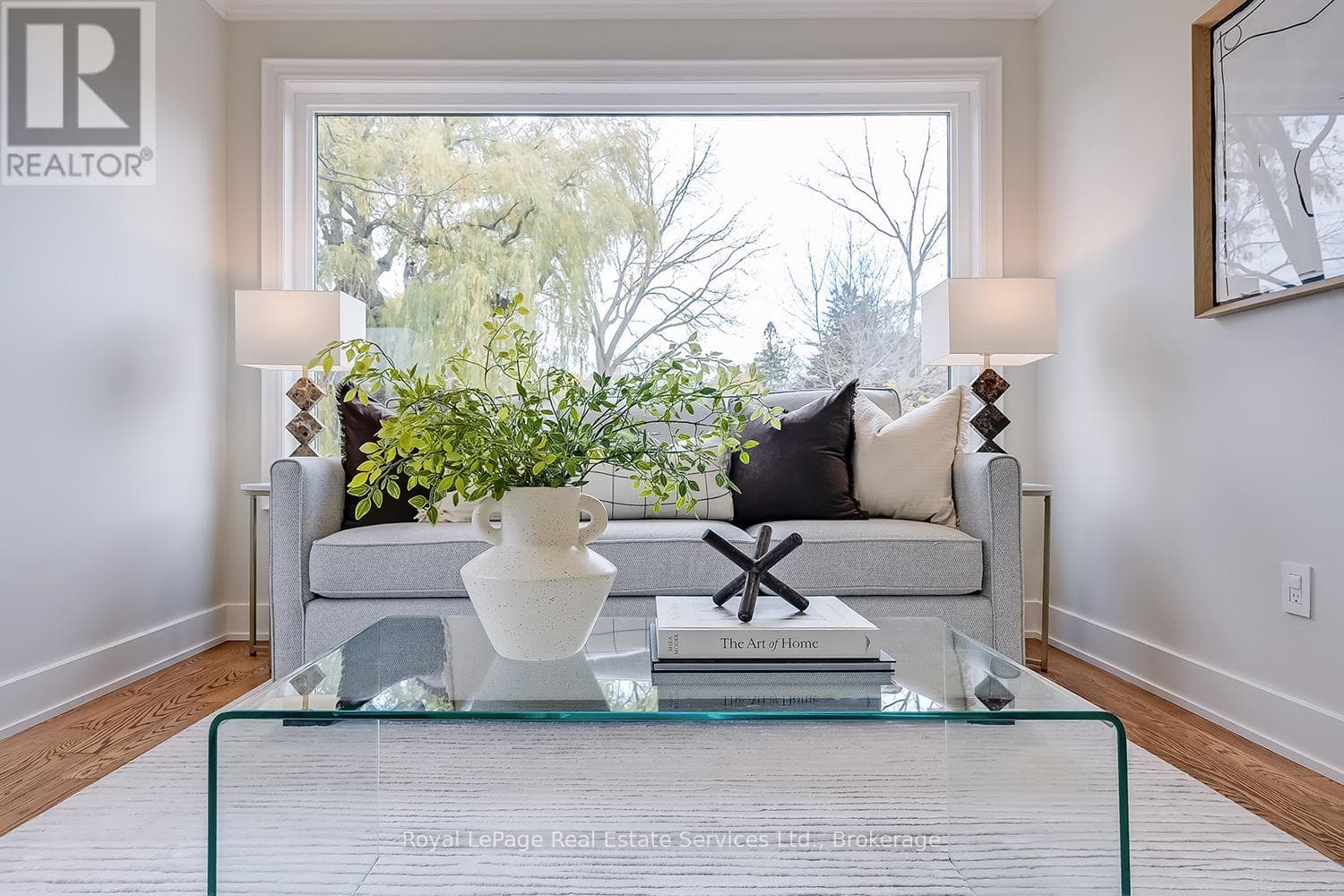 75 BROOKFIELD ROAD — Oakville (CO Central), Ontario - Main photo