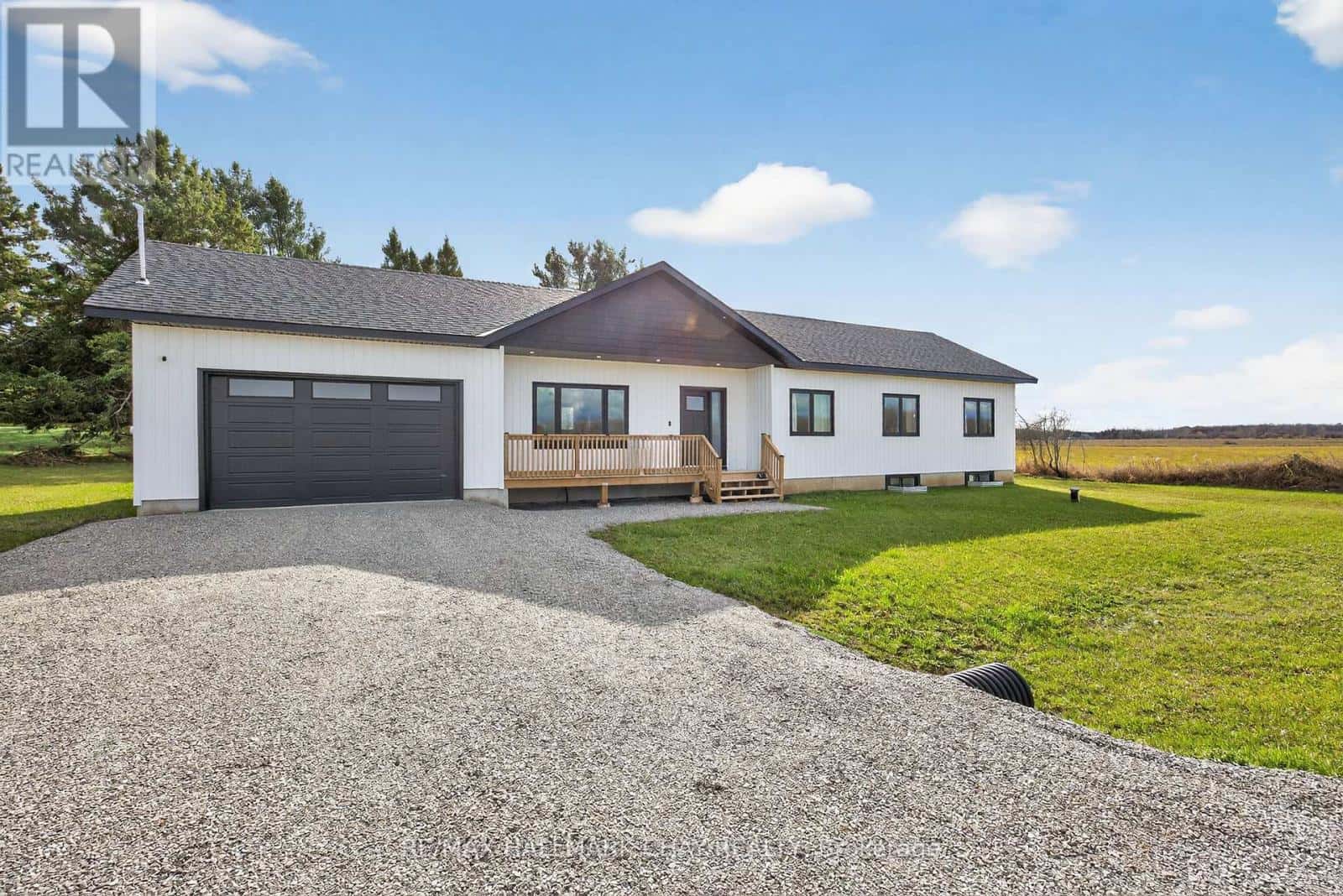 122 DAY DRIVE — Kawartha Lakes (Carden), Ontario - Photo 2 of 32