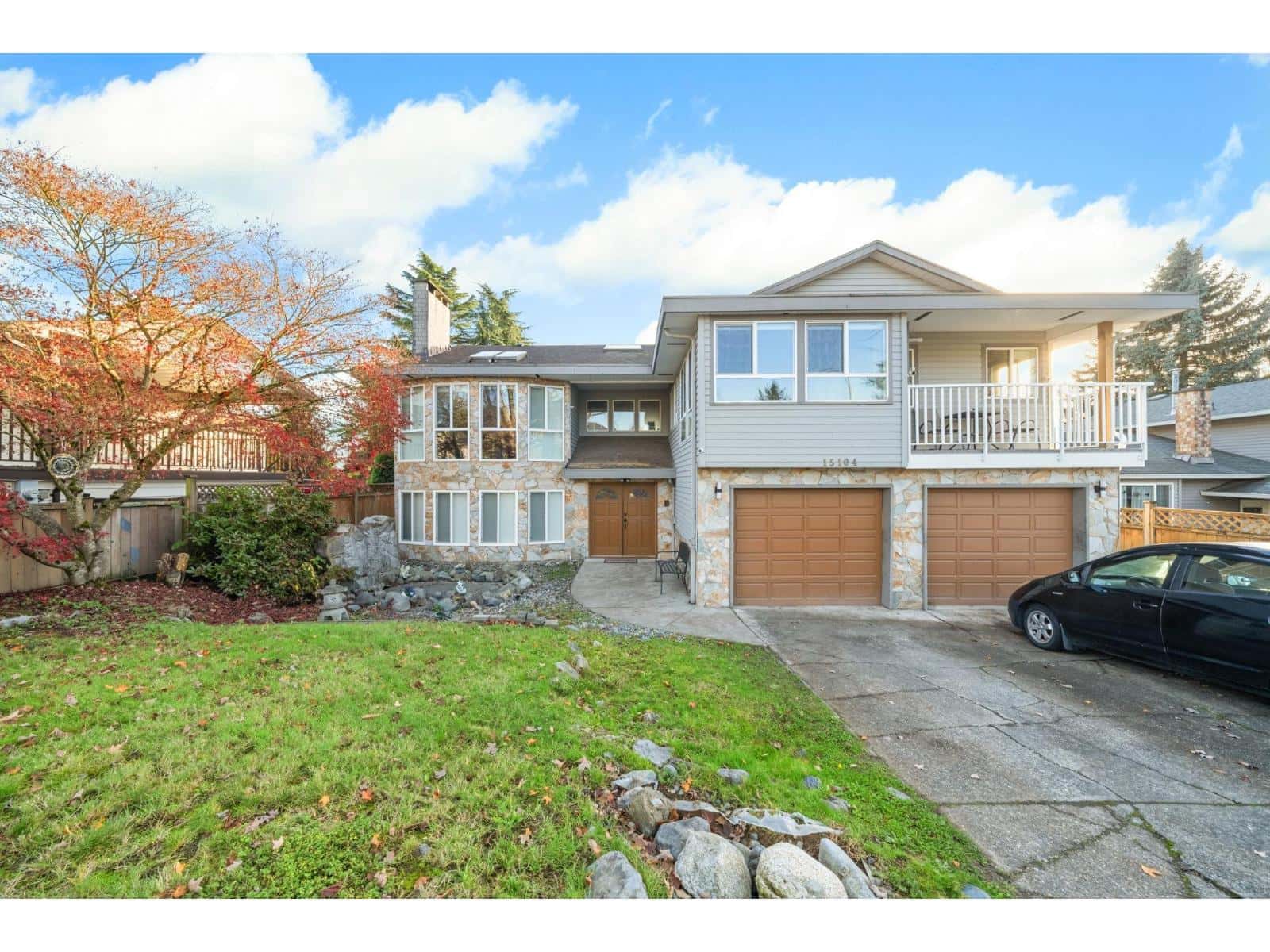 15104 85A AVENUE — Surrey, British Columbia - Photo 2 of 27