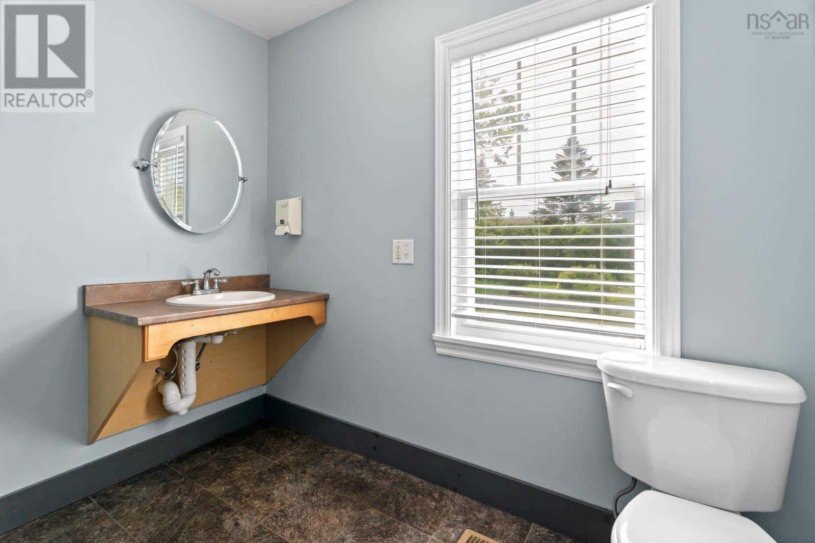 1470 Main Road — Eastern Passage, Nova Scotia - Photo 2 of 29