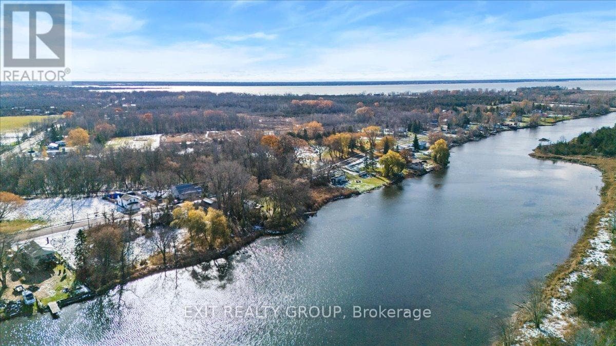 82 QUEEN STREET — Tyendinaga (Tyendinaga Township), Ontario - Main photo