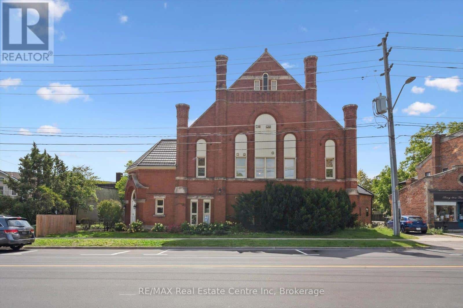 204 - 200 WOOLWICH STREET — Guelph (Downtown), Ontario - Photo 4 of 22