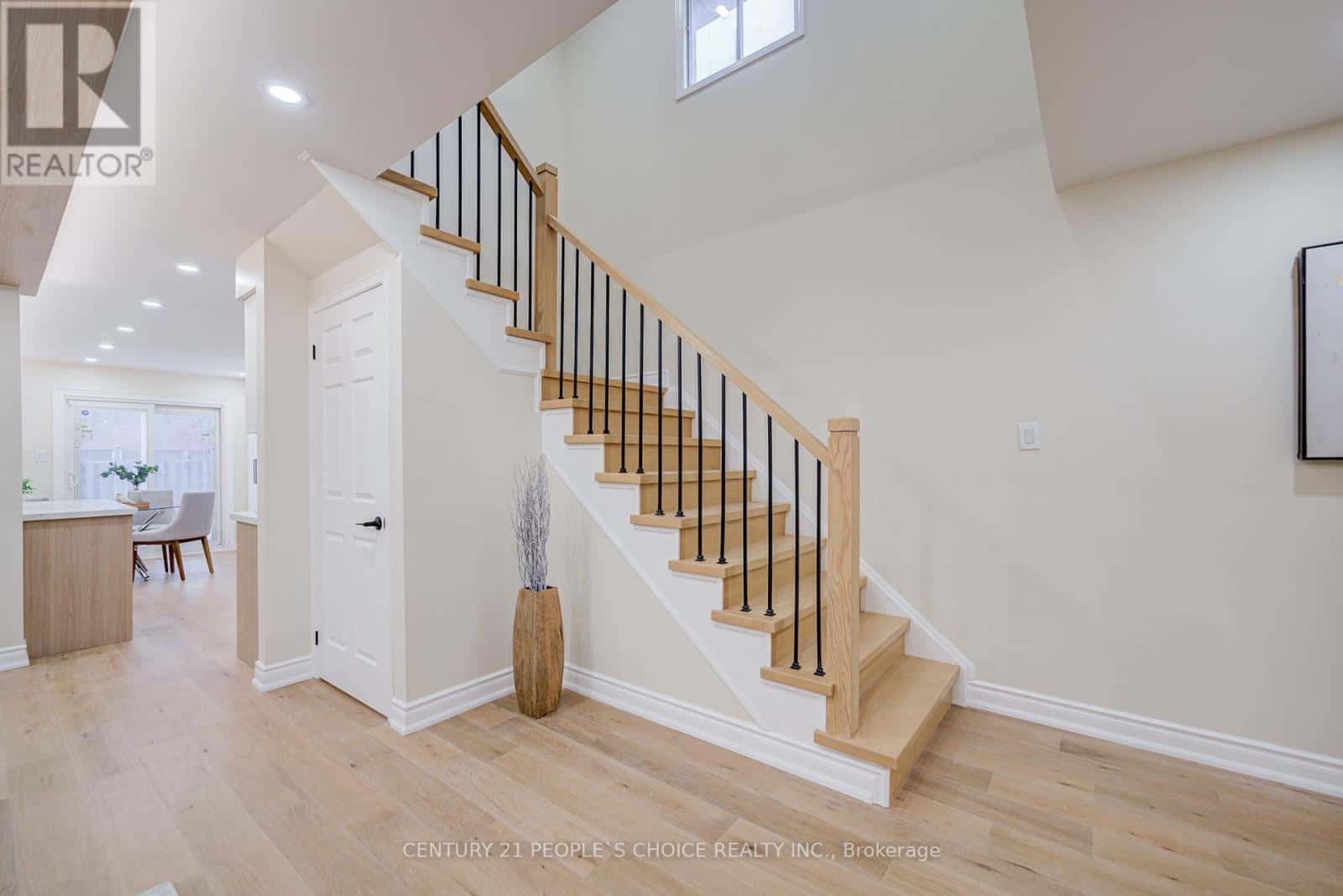 126 SUMMITCREST DRIVE — Richmond Hill (Devonsleigh), Ontario - Photo 5 of 50