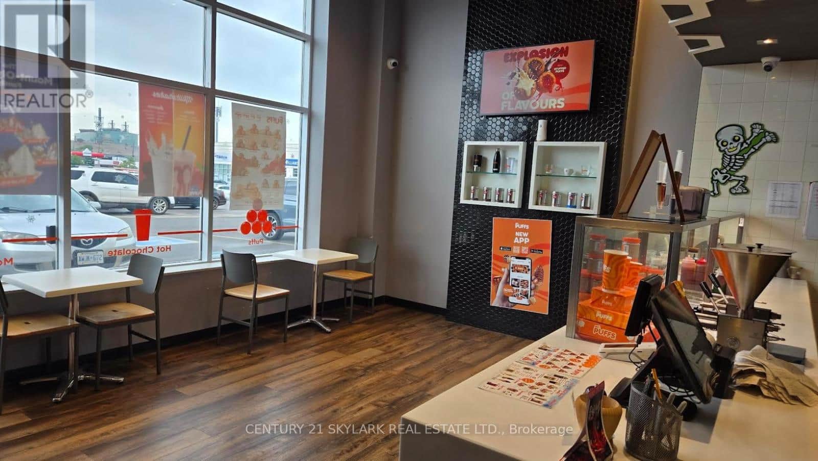 1299 BARTON STREET - Photo 2 of 9, Hamilton (Crown Point), Ontario