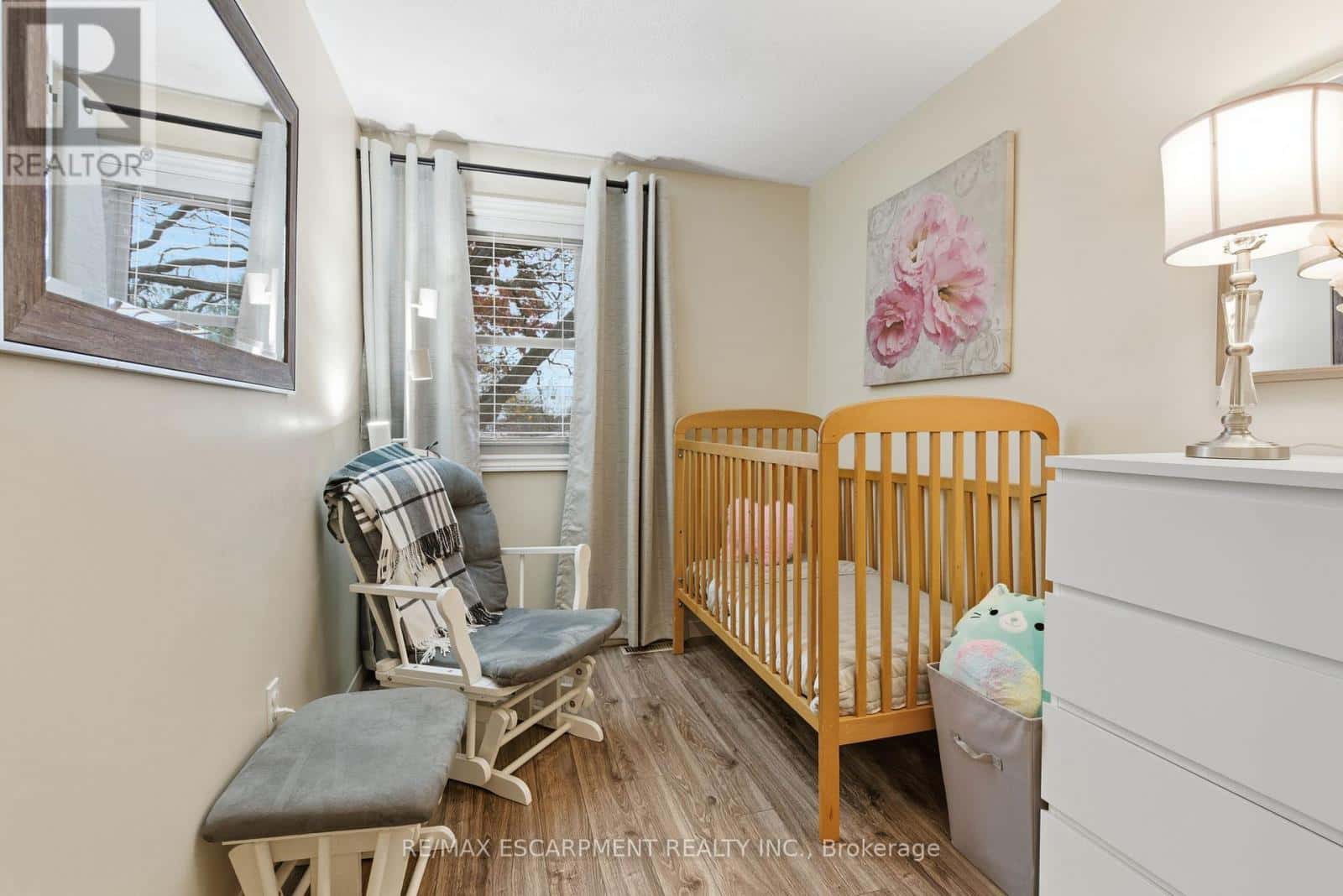 38 GOLDEN ORCHARD DRIVE — Hamilton (Gourley), Ontario - Photo 4 of 38