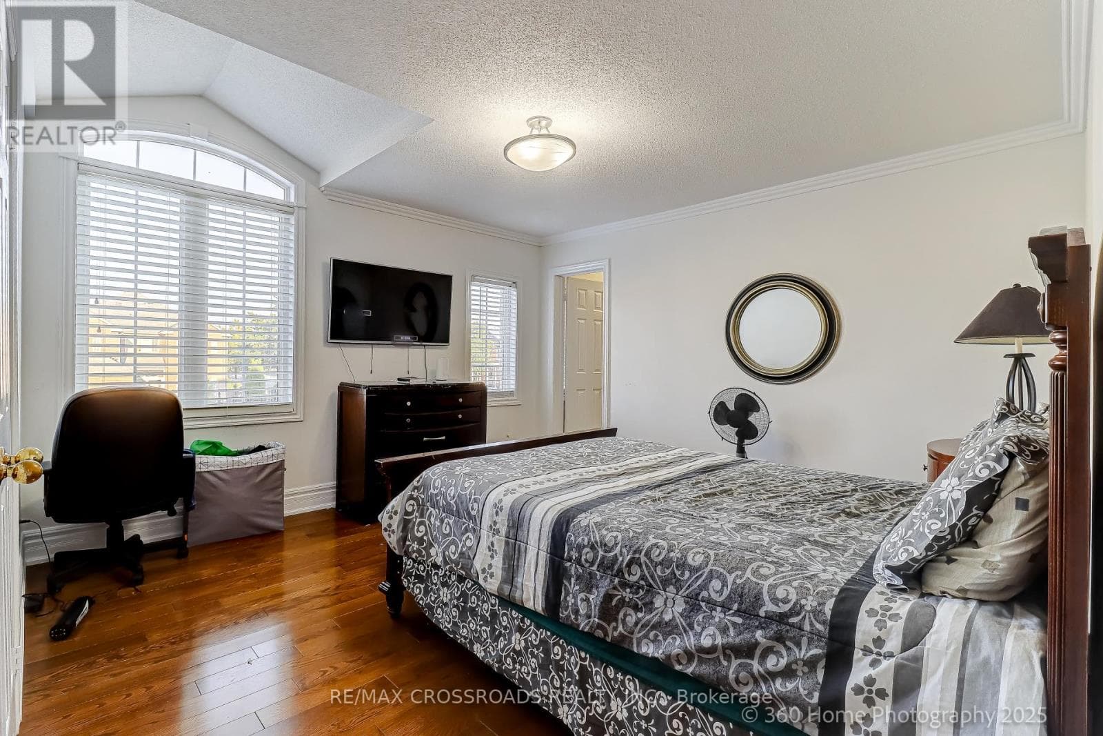 2 MUMBERSON COURT — Markham (Cachet), Ontario - Main photo