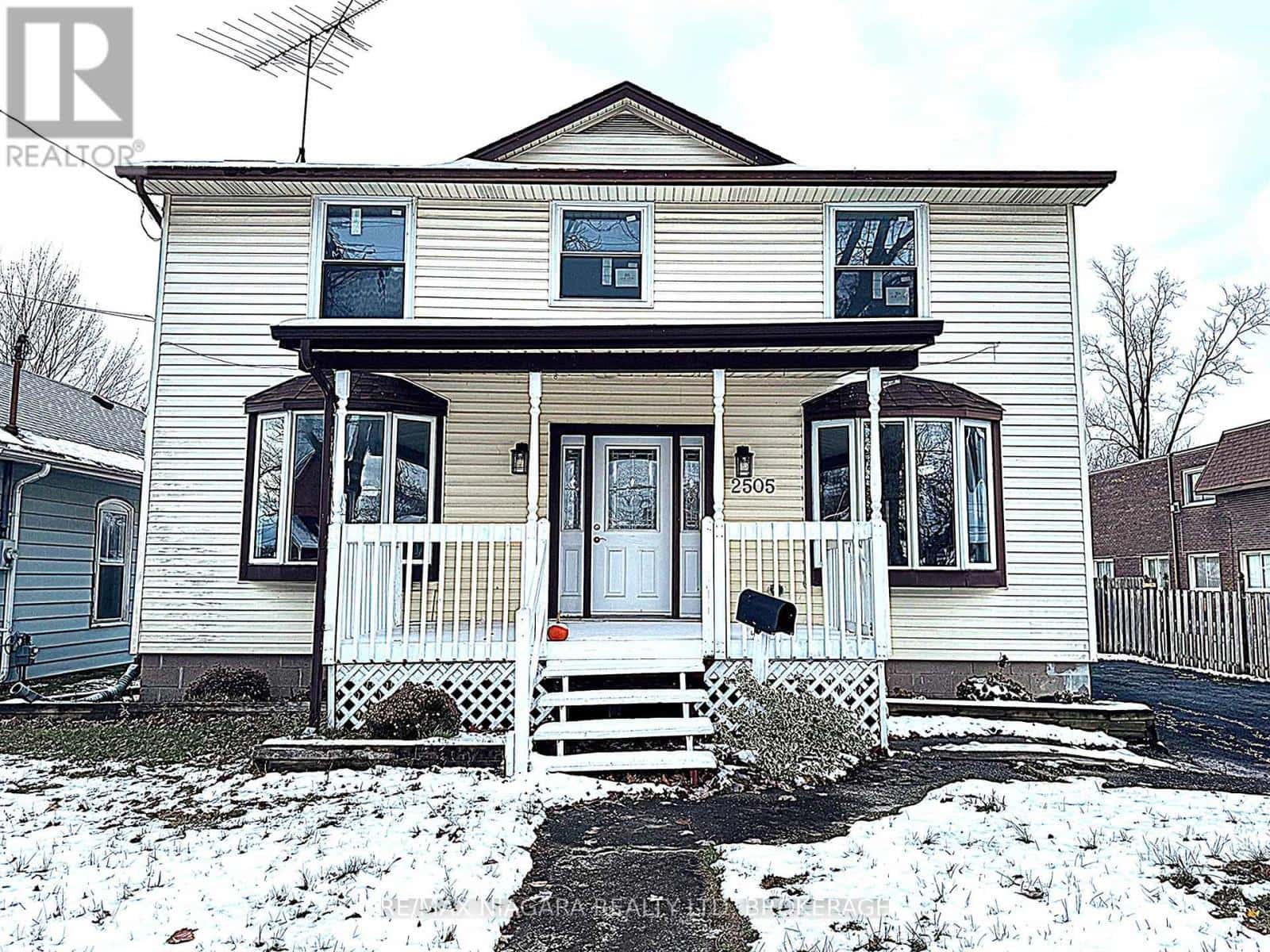 2505 STEVENSVILLE ROAD — Fort Erie (Stevensville), Ontario - Photo 3 of 40