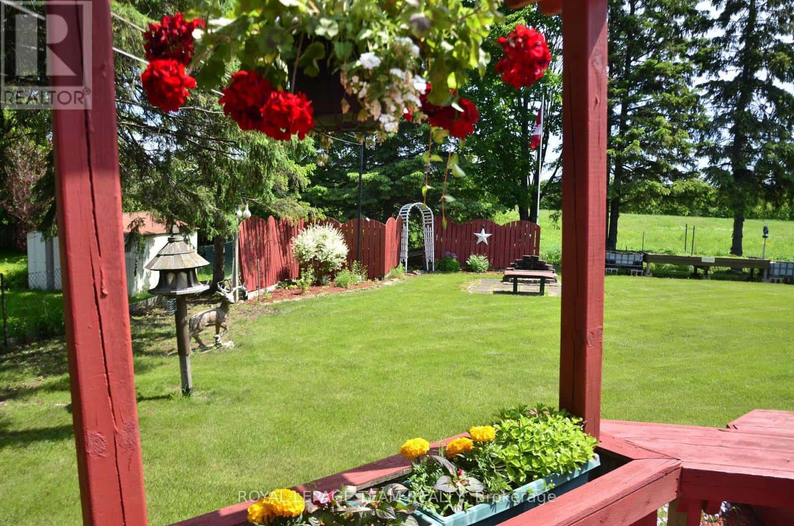 4951 (HWY 31) BANK STREET N — South Dundas, Ontario - Photo 3 of 37