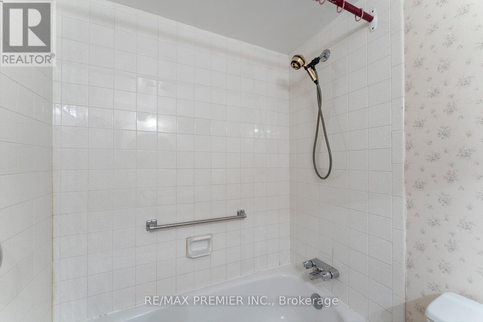 1807 - 61 RICHVIEW ROAD — Toronto (Humber Heights), Ontario - Main photo