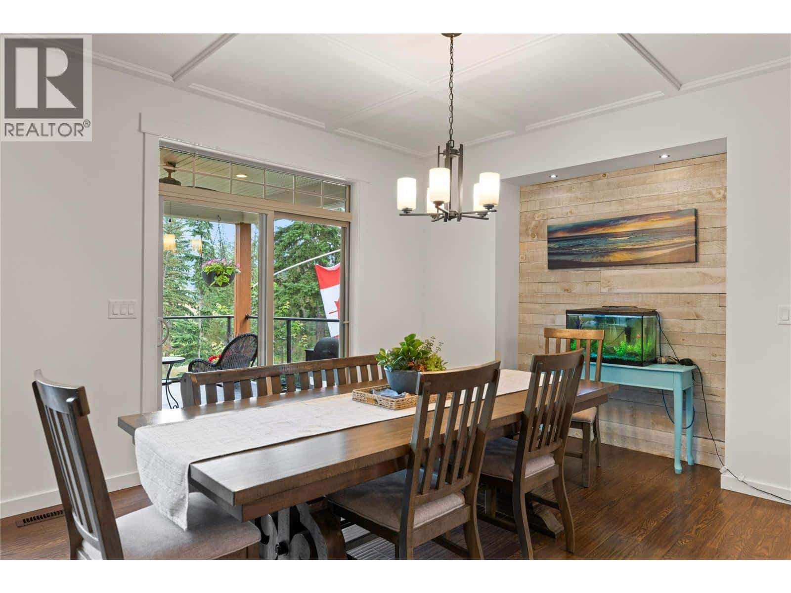 4322 Sharp Road — Spallumcheen, British Columbia - Photo 3 of 95