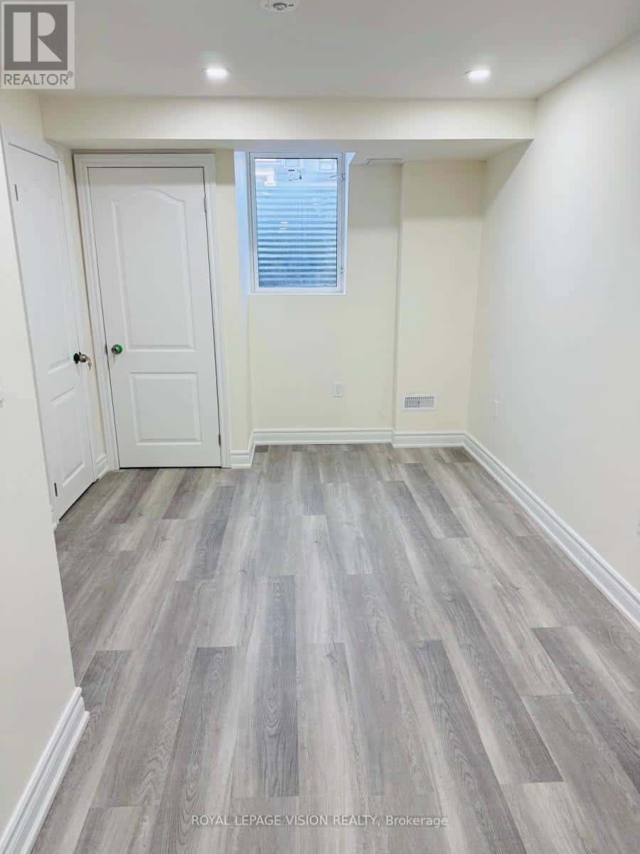 1291 PLYMOUTH DRIVE — Oshawa (Kedron), Ontario - Photo 3 of 24