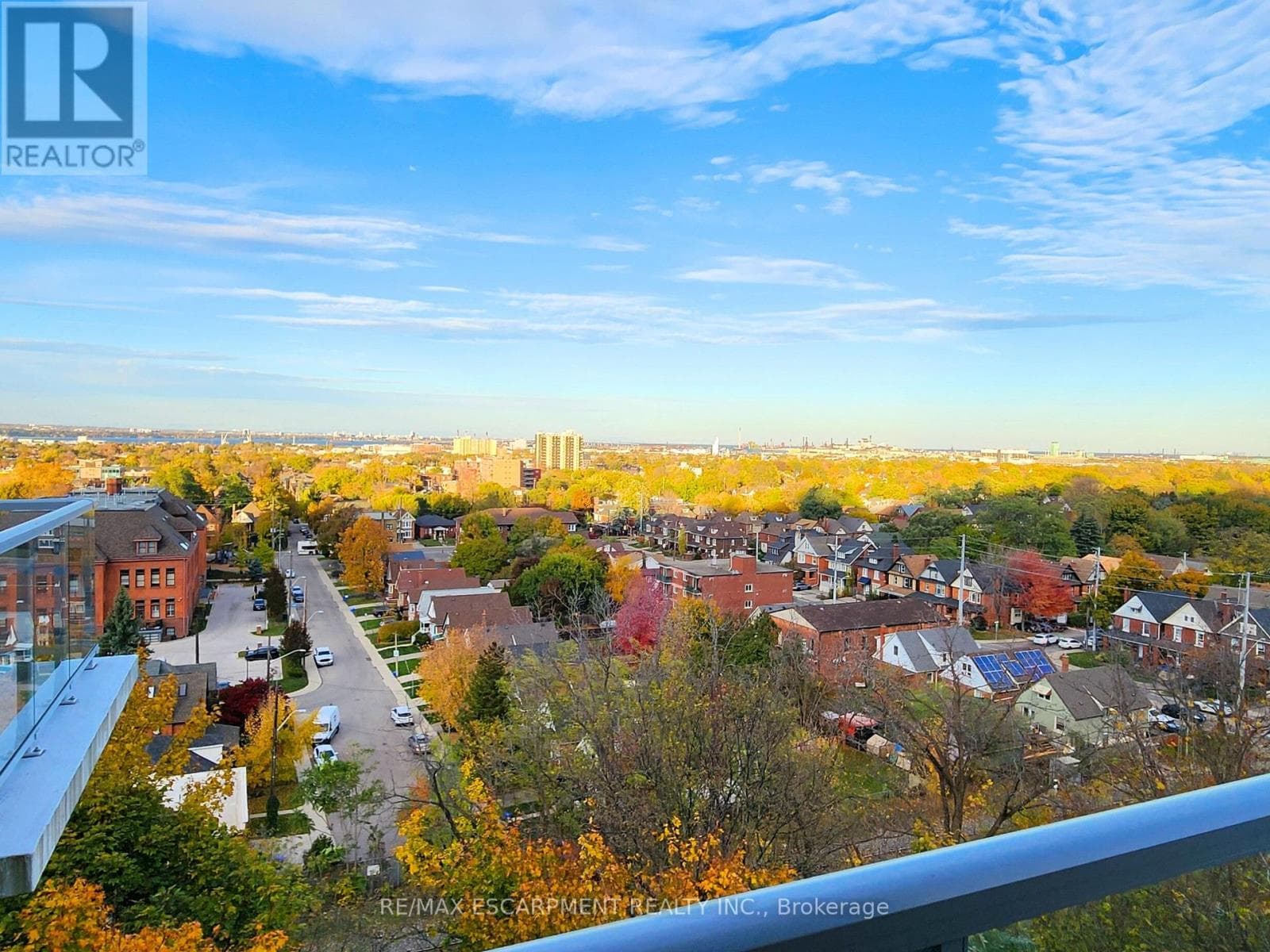 503 - 479 CHARLTON AVENUE E — Hamilton (Stinson), Ontario - Main photo