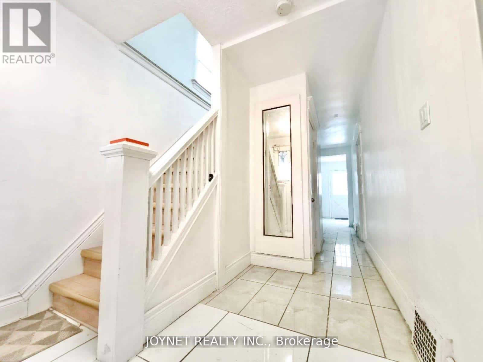 68 BARCLAY STREET — Hamilton (Westdale), Ontario - Photo 2 of 21