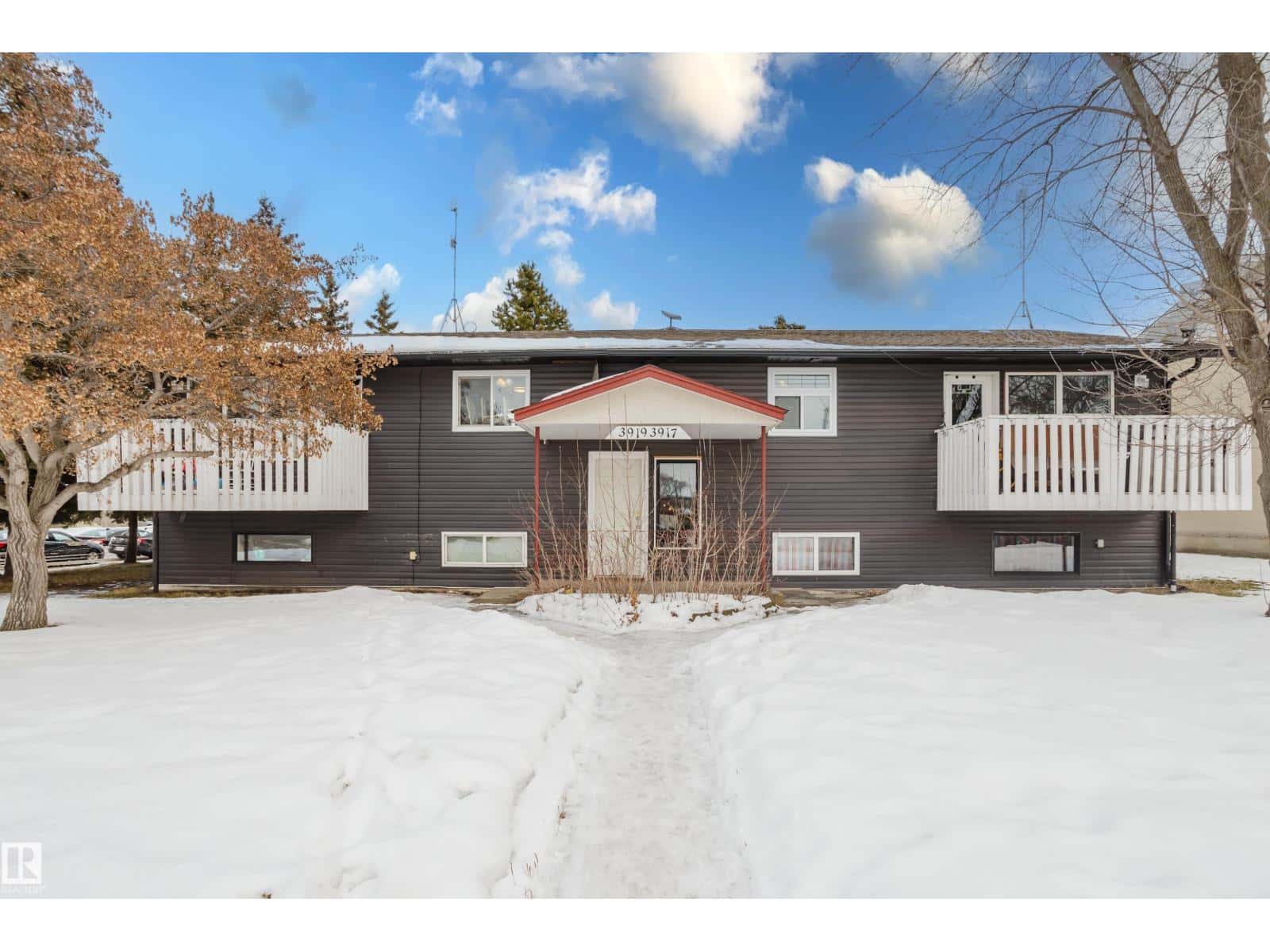 3917/3919 54 ST — Wetaskiwin, Alberta - Photo 2 of 12