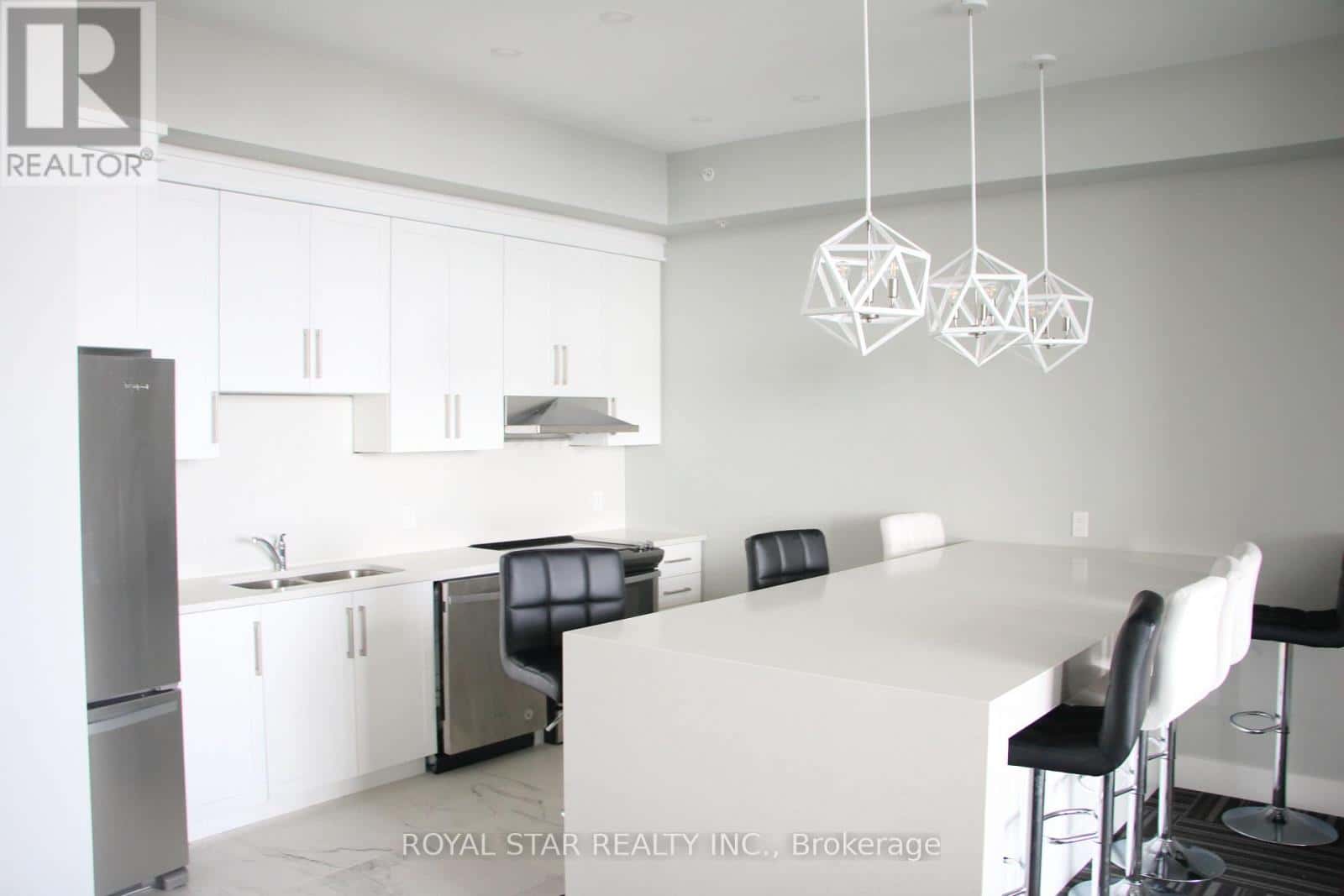 410 - 650 SAUVE STREET — Milton (BE Beaty), Ontario - Photo 3 of 12