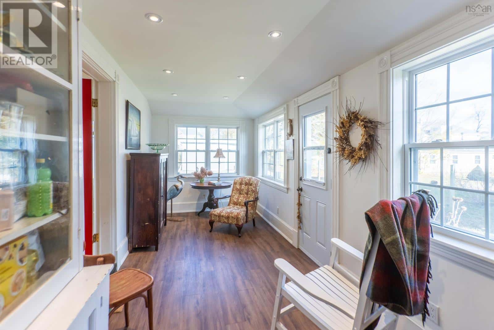 124 Church Street — Amherst, Nova Scotia - Photo 4 of 50