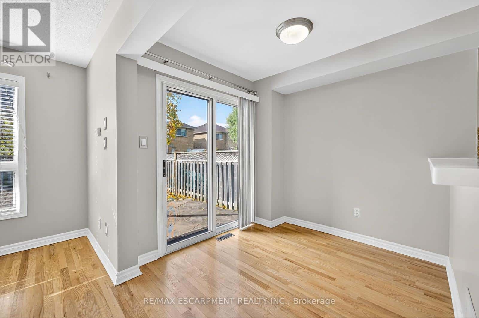 2456 LAZIO LANE — Oakville (WT West Oak Trails), Ontario - Photo 3 of 45