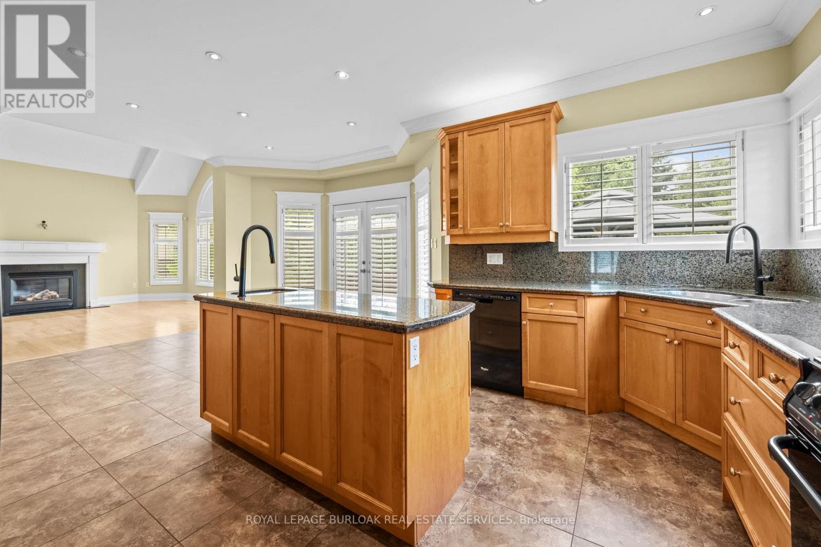 2531 HOGAN COURT — Burlington (Rose), Ontario - Main photo