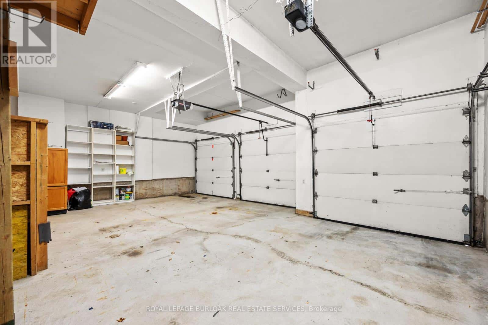 2531 HOGAN COURT — Burlington (Rose), Ontario - Photo 5 of 48