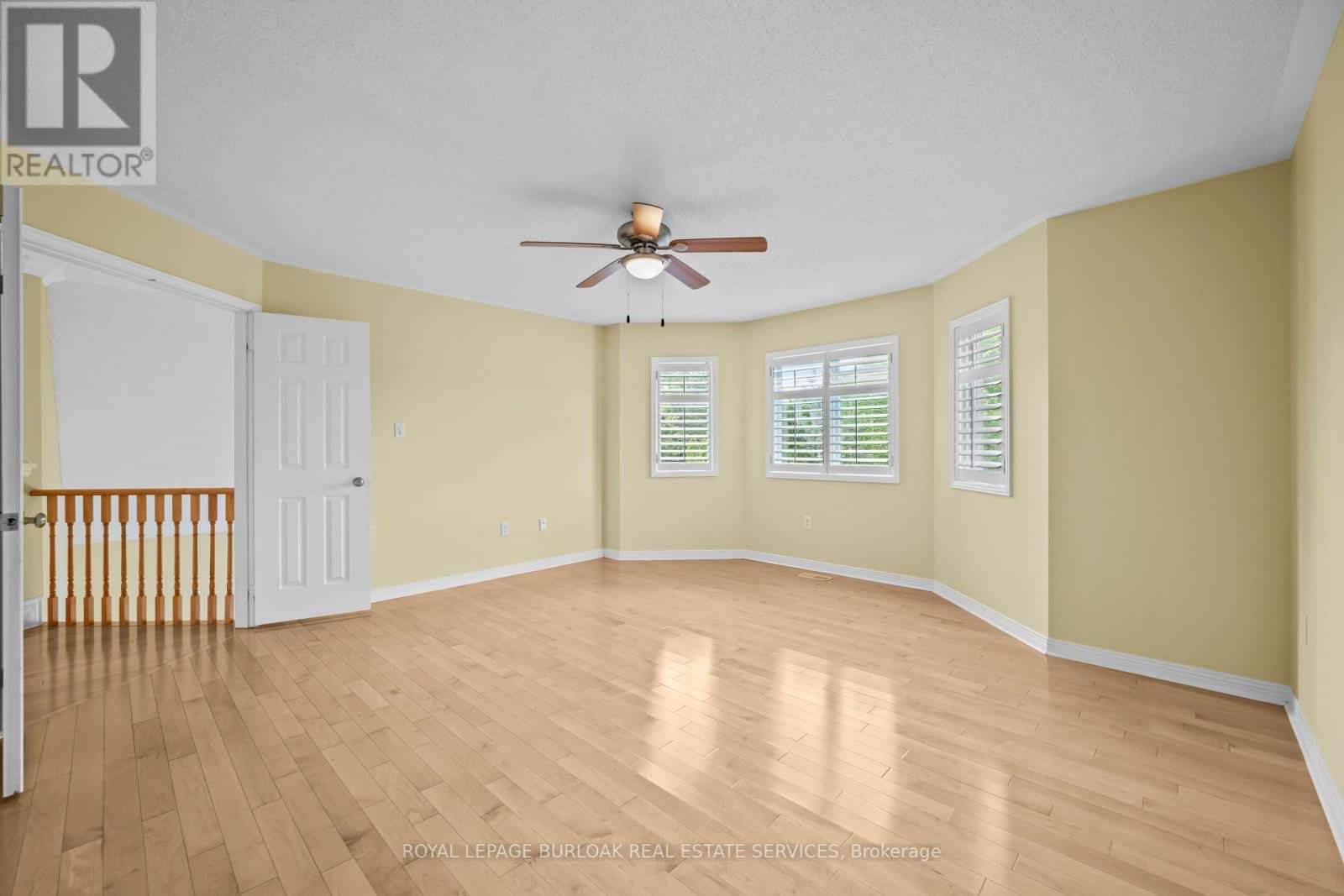 2531 HOGAN COURT — Burlington (Rose), Ontario - Photo 3 of 48