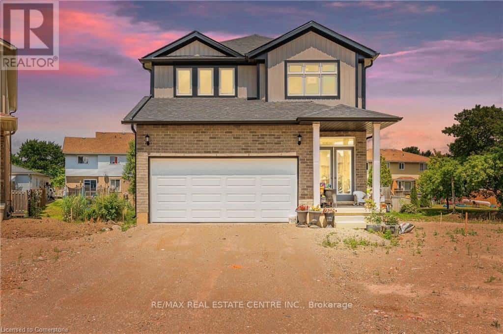 198 JACOB STREET — East Zorra-Tavistock (Tavistock), Ontario - Photo 4 of 20