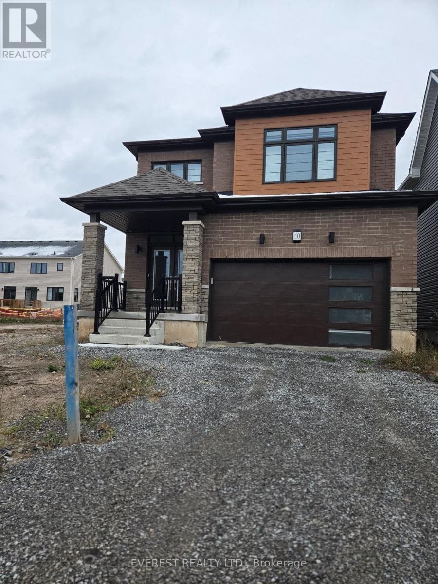 40 LEMON AVENUE — Thorold (Hurricane/Merrittville), Ontario - Main photo