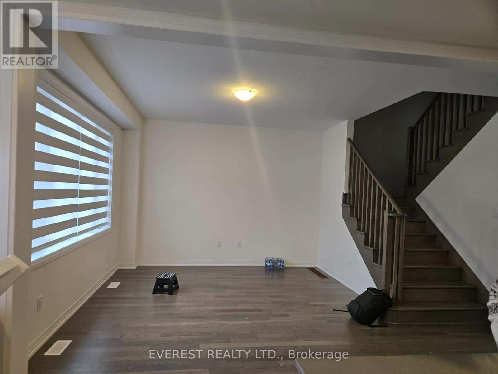 40 LEMON AVENUE — Thorold (Hurricane/Merrittville), Ontario - Photo 4 of 20