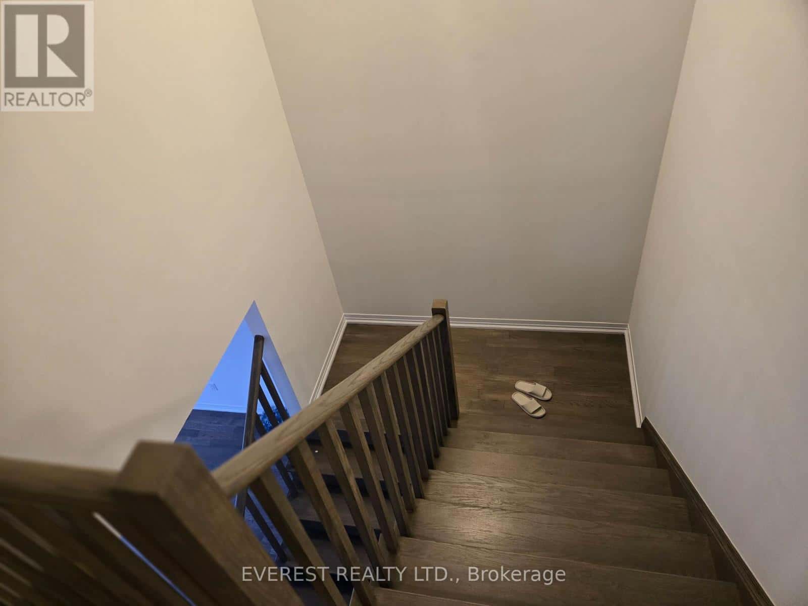 40 LEMON AVENUE — Thorold (Hurricane/Merrittville), Ontario - Photo 5 of 20