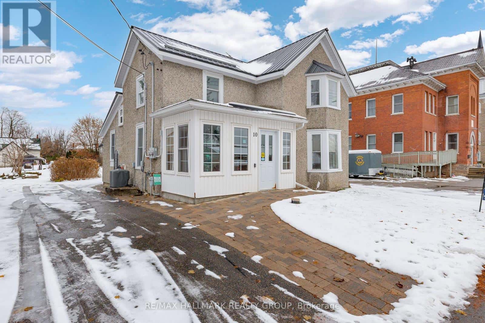 1 - 10 WELLINGTON STREET E — Athens, Ontario - Photo 2 of 20