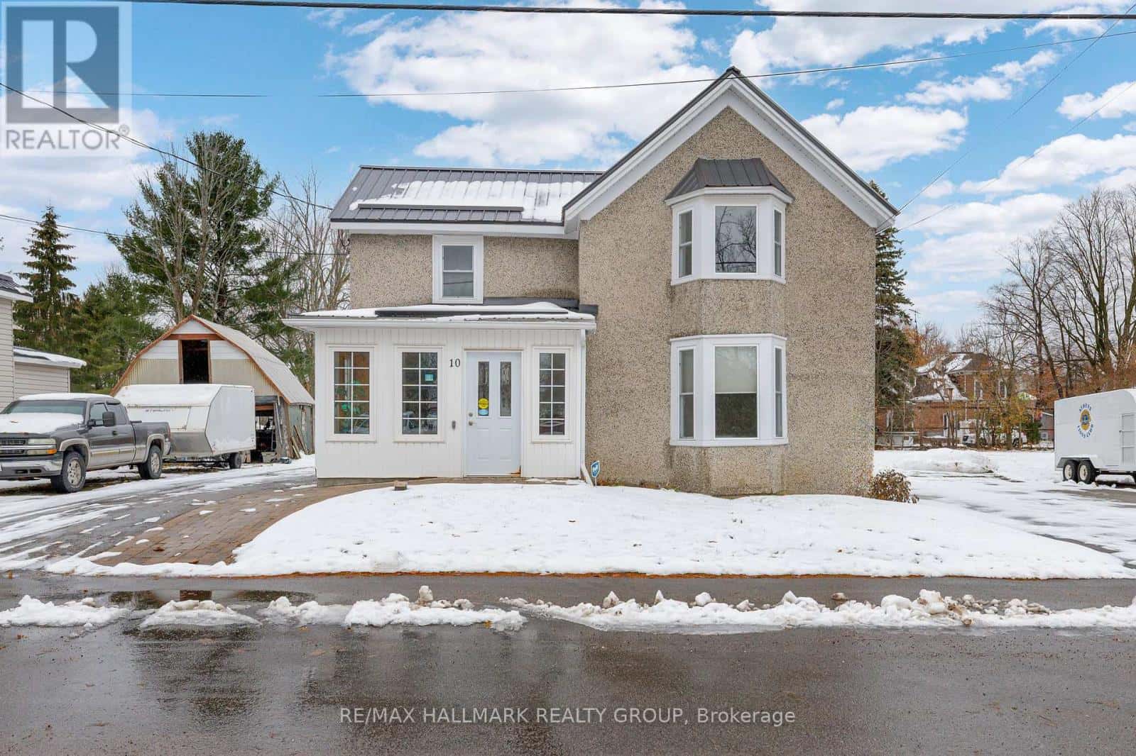 10 Wellington Street East