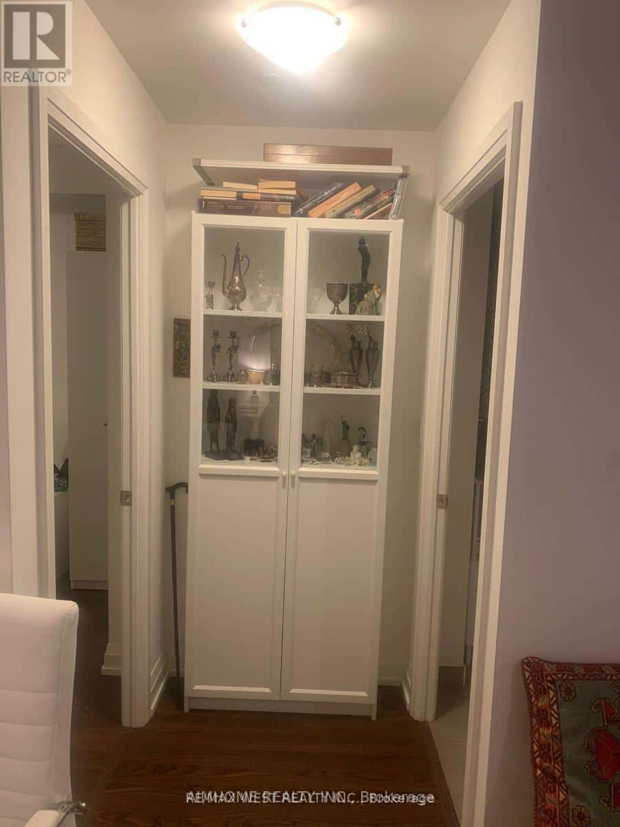 505 - 7171 YONGE STREET — Markham (Grandview), Ontario - Photo 5 of 17