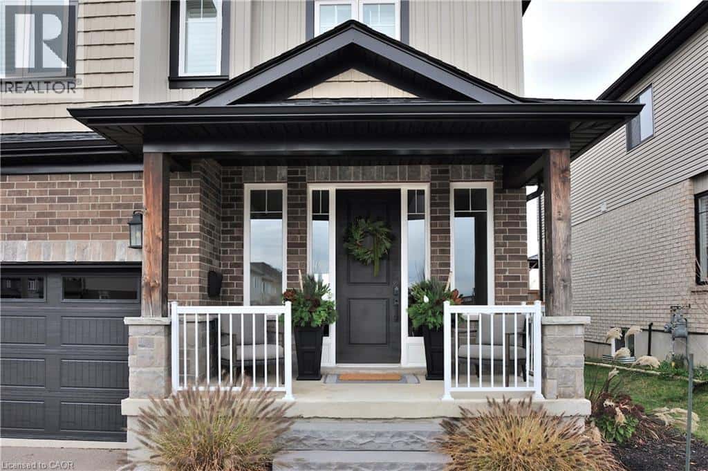 142 THEODORE SCHULER Boulevard — New Hamburg, Ontario - Photo 3 of 49