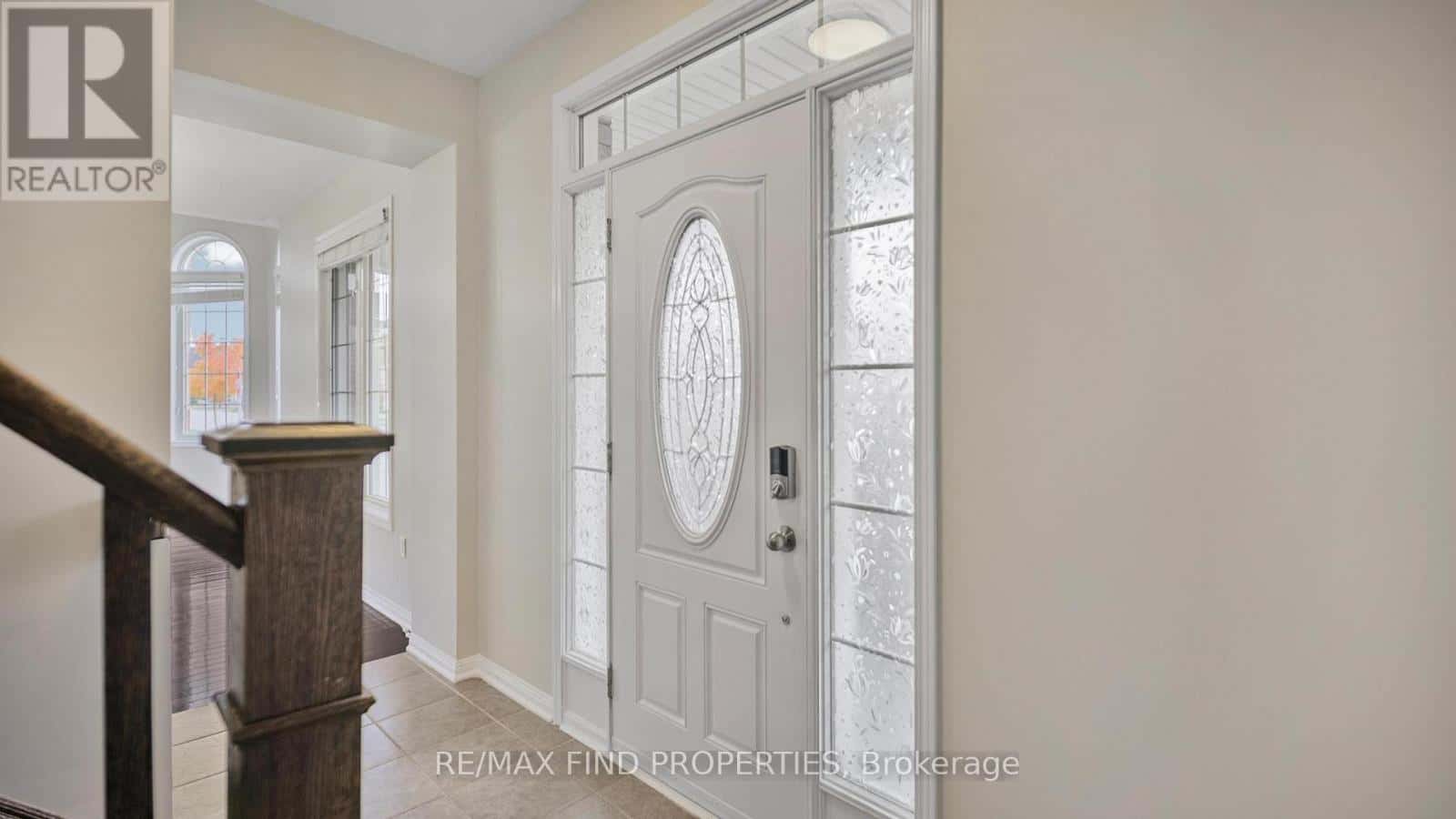 381 WARE CRESCENT — Milton (HA Harrison), Ontario - Photo 4 of 41