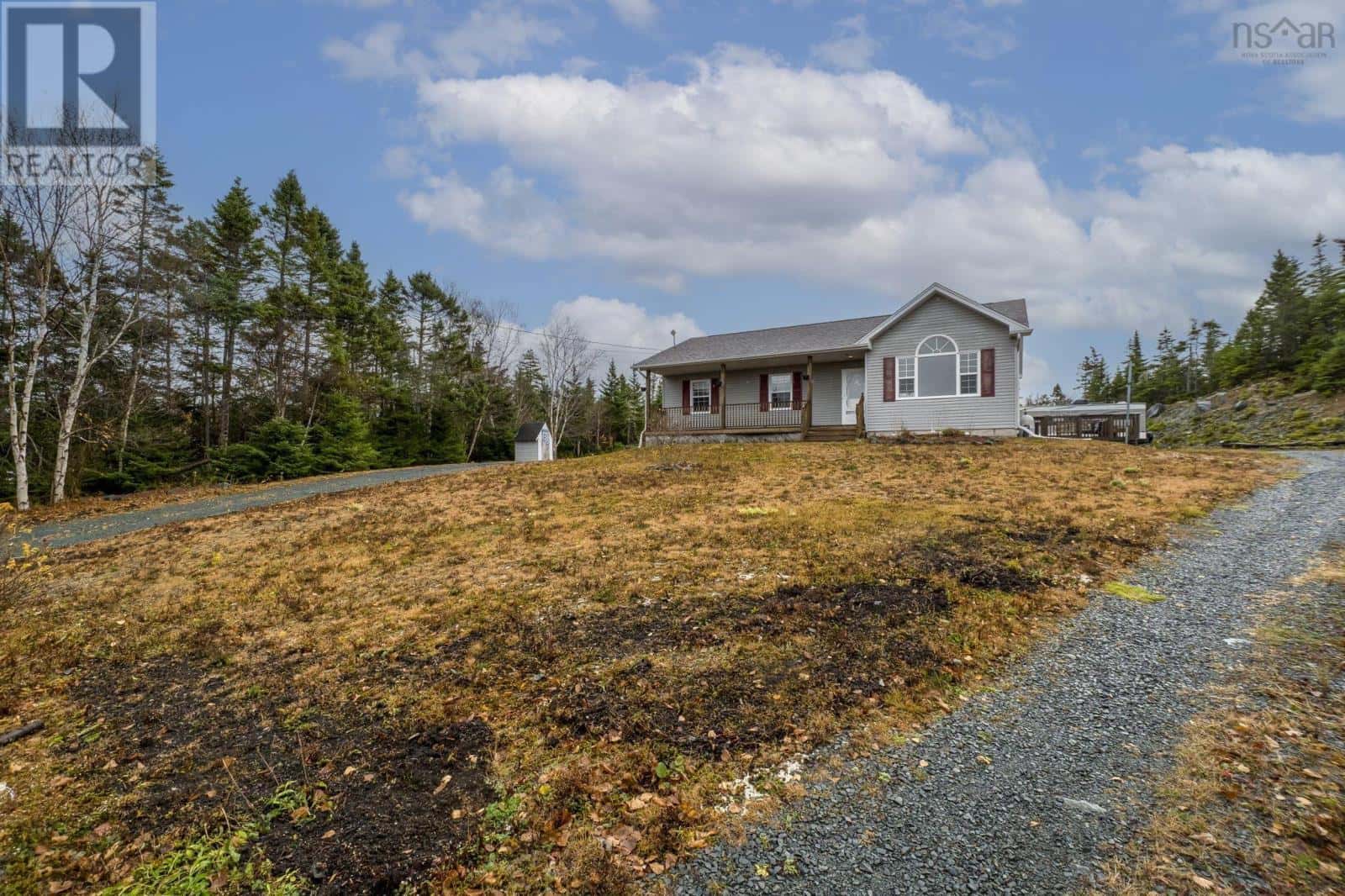 531 Ostrea Lake Road — Musquodoboit Harbour, Nova Scotia - Photo 2 of 50