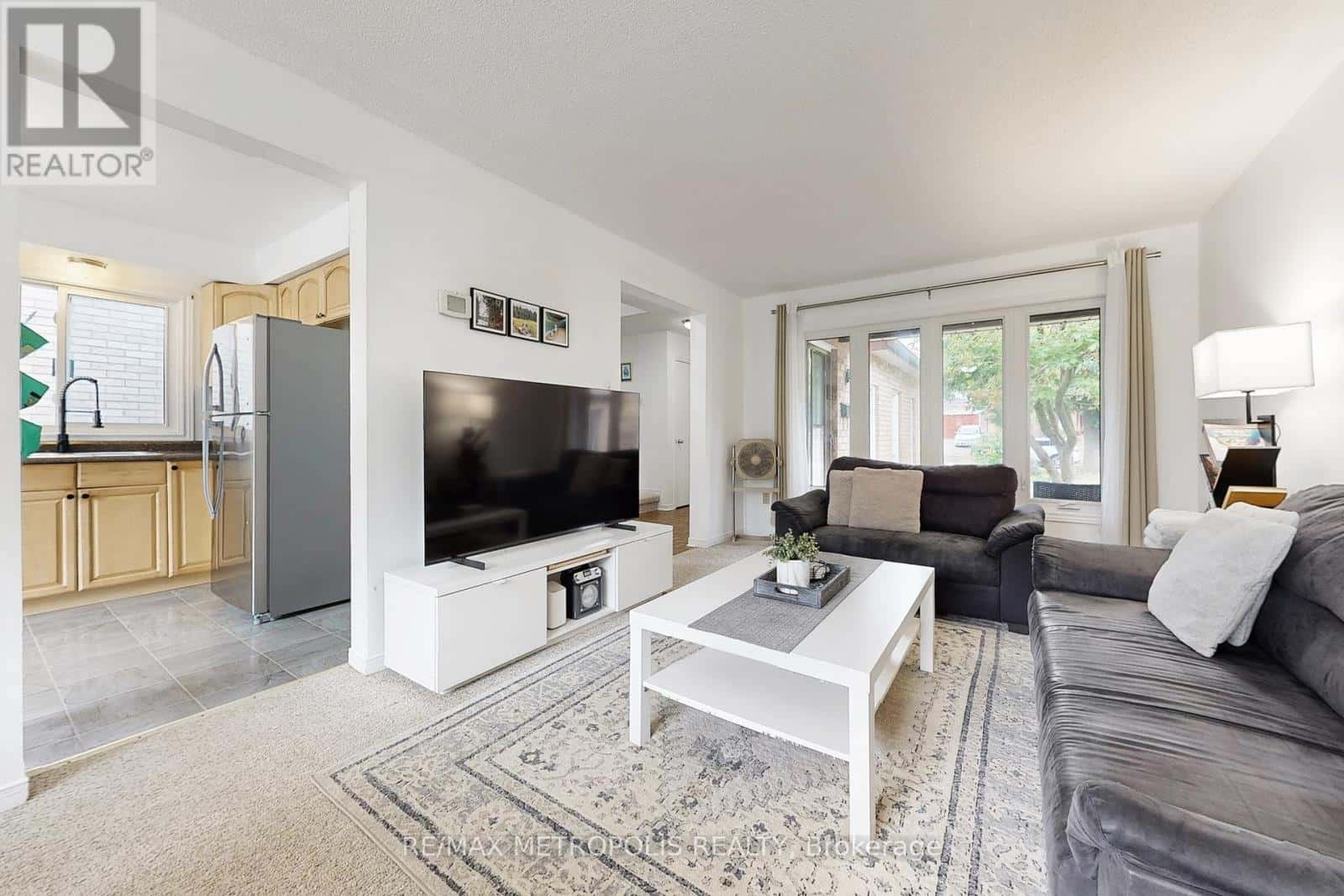 55 GARDEN DRIVE — Barrie (Allandale Heights), Ontario - Photo 3 of 50