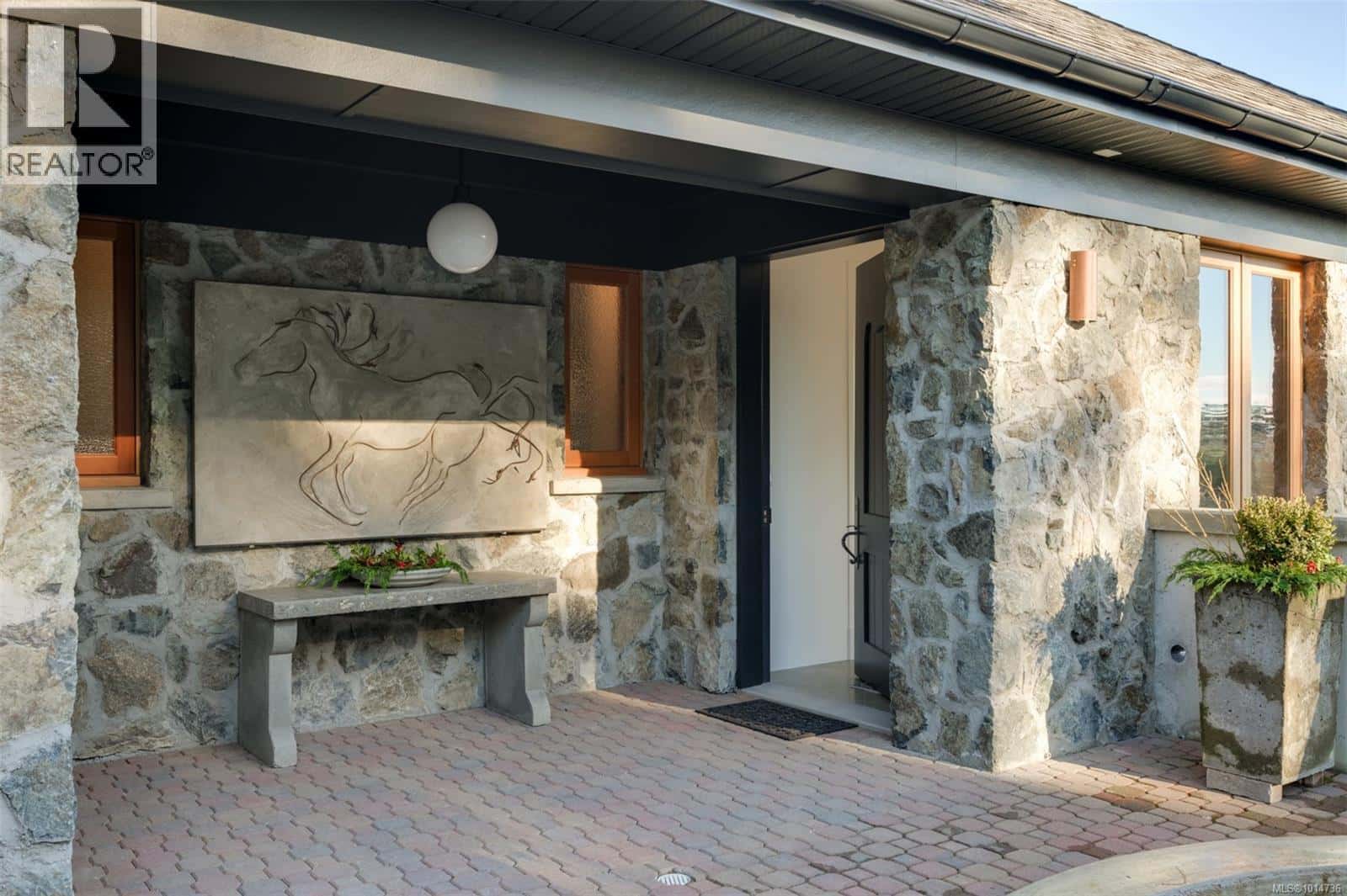 735 Arden Rd — Metchosin, British Columbia - Photo 4 of 65