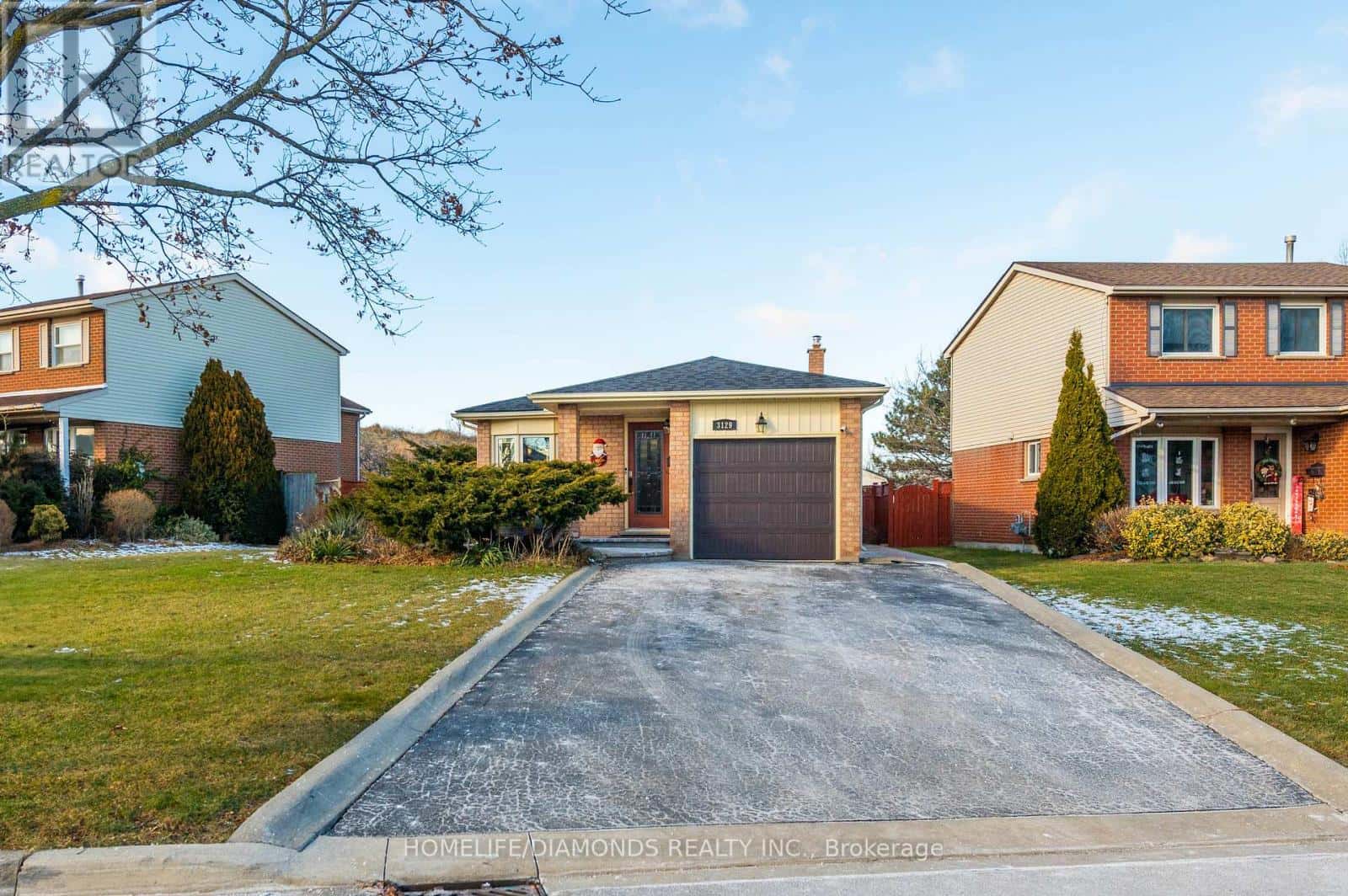 3129 SANDCLIFFE COURT — Burlington (Headon), Ontario - Photo 2 of 49