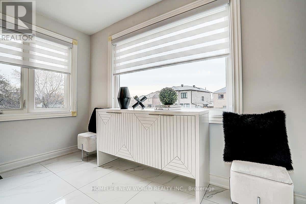 3364 BRIMLEY ROAD — Toronto (Milliken), Ontario - Photo 3 of 38